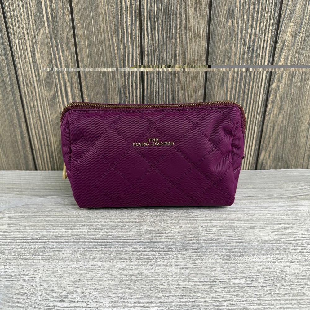 Marc Jacobs New York Black Quilted Zipper Makeup Bag Cosmetic Case